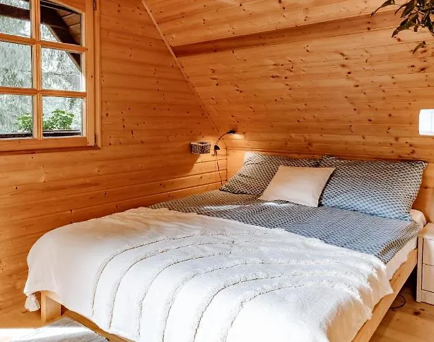 Kispatak Vendeghaz شقة Zebegény